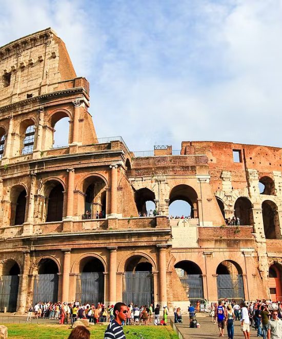 Colosseum, Roman Forum and Palatine Hill: skip the line guided tour